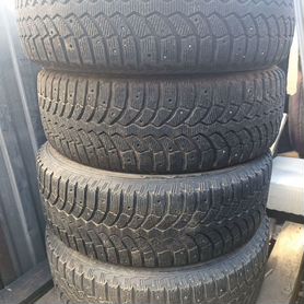 Bridgestone Blizzak Spike-01 245/65 R17