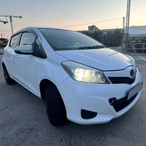 Toyota Vitz 1.0 CVT, 2013, 120 000 км, с пробегом, цена 650 000 руб.