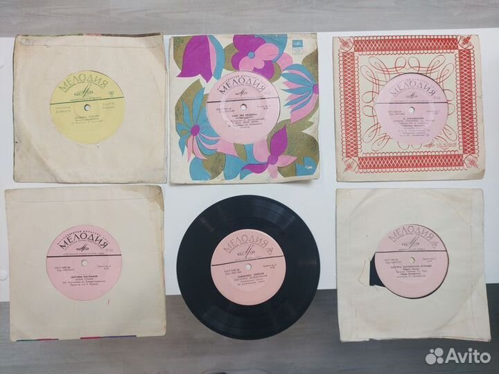 Виниловые пластинки времен СССР (граммпластинки)