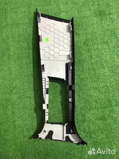 Обшивка стойки правая Mercedes-Benz Glc-Class C253