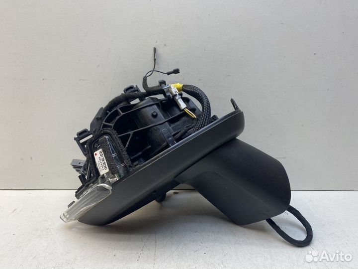 Зеркало правое Volvo XC60 2