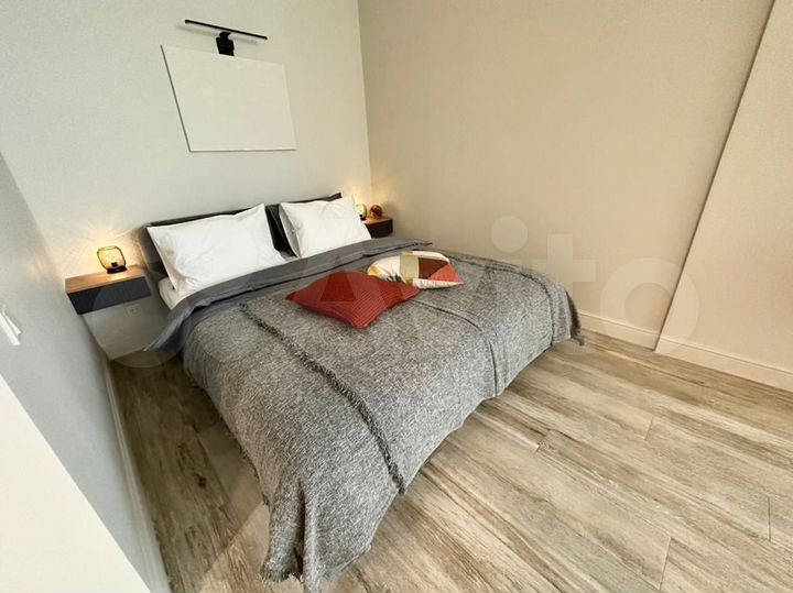 Квартира-студия, 42 м², 13/24 эт.