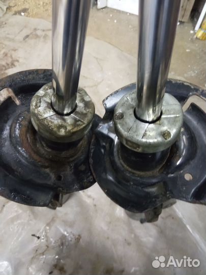 Амортизаторы передние Форд Мондео 5