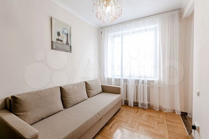 3-к. квартира, 57 м², 3/6 эт.