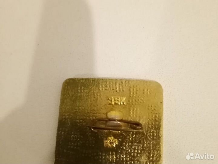 Значок с Олимпийским мишкoй