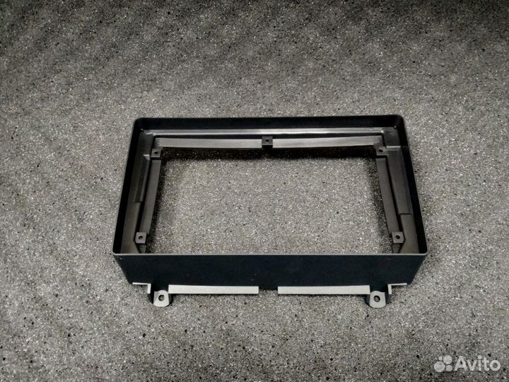 Переходная рамка LADA Granta FL 9 дюймов