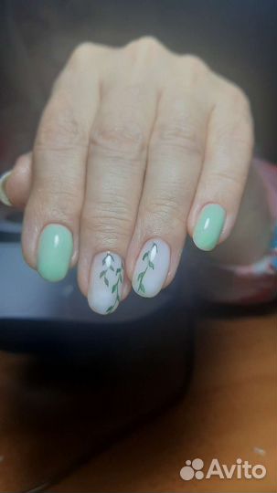 Маникюр и оформление бровей на дому