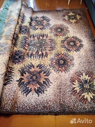 Ковер шерстяной