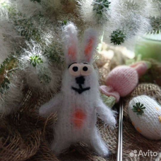 Заяц примитив