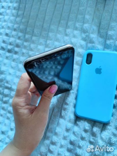 Телефон iPhone 10