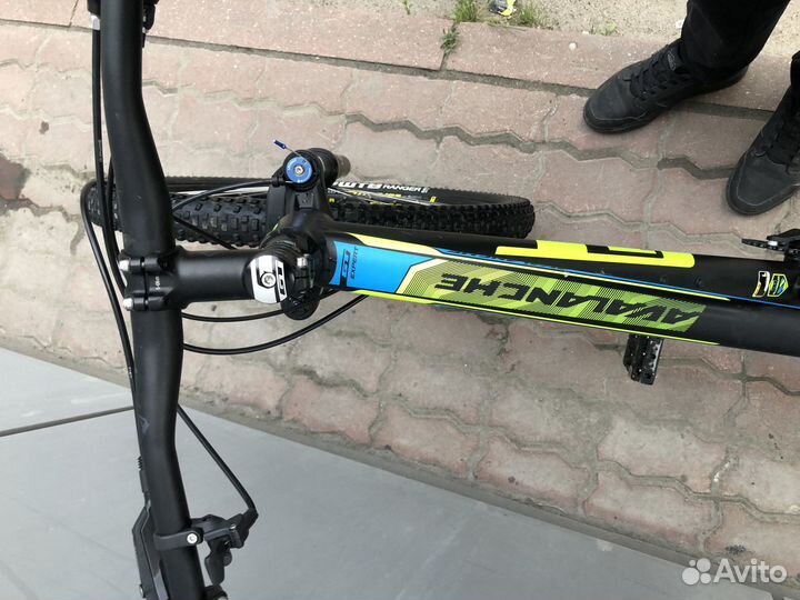 Горный велосипед GT avalanche expert