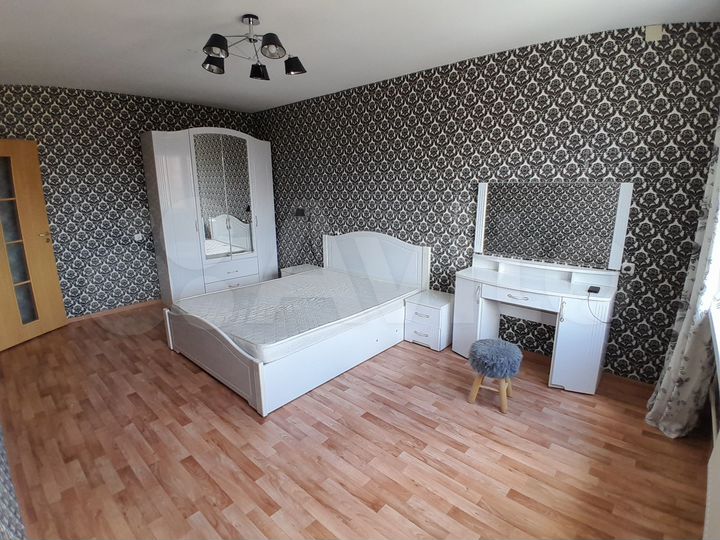 2-к. квартира, 60 м², 11/17 эт.