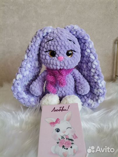 Плюшевая игрушка заяц вязаный ручной работы