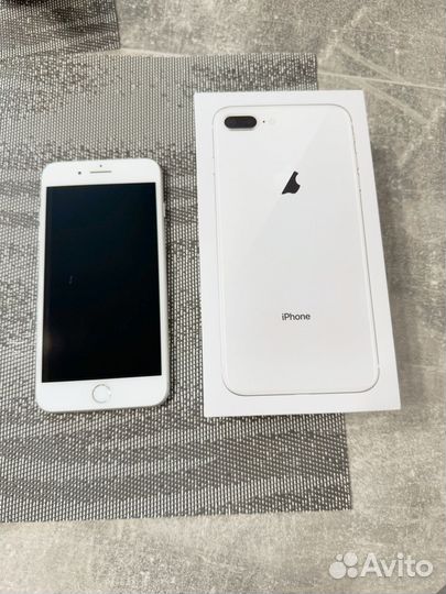 iPhone 8 Plus, 64 ГБ