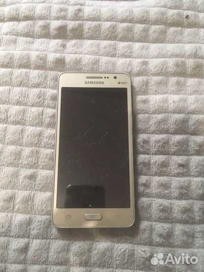 Телефон Samsung