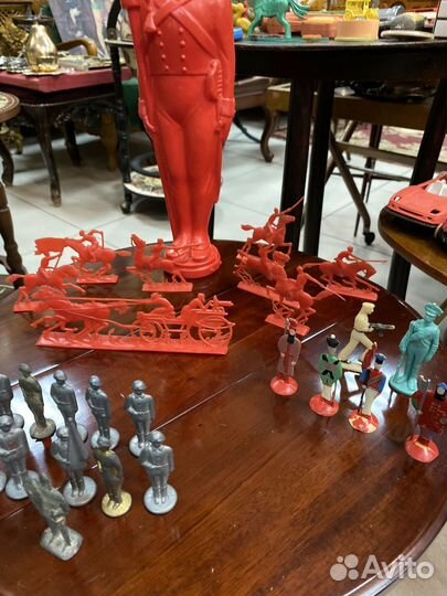 Игрушки СССР солдатики