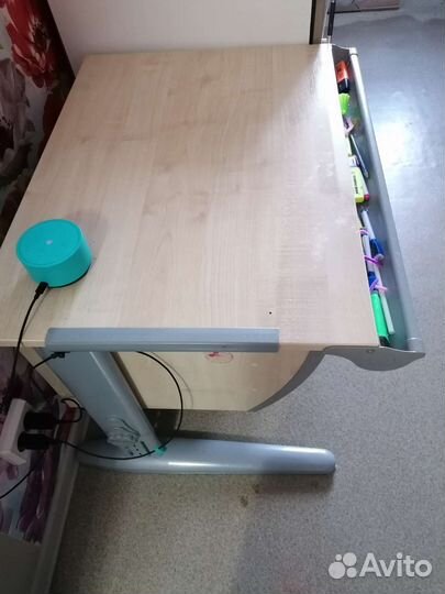 Растущая парта и стул бу