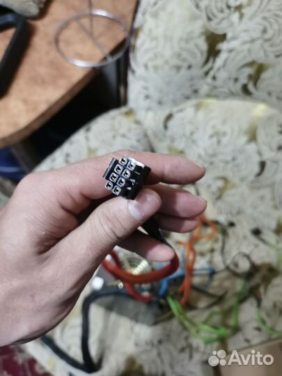 Блок питания на 680w в отличном состоянии