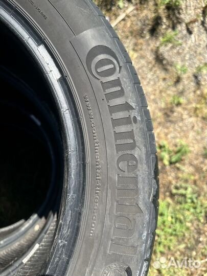 Continental ContiPremiumContact 5 215/55 R17 94W