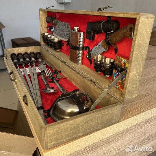 Подарочный шашлычный набор в кейсе
