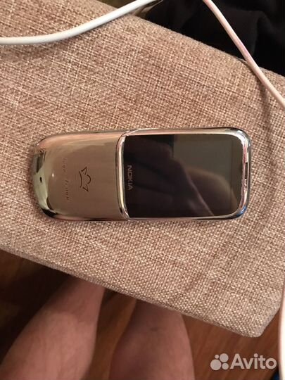 Nokia 8810