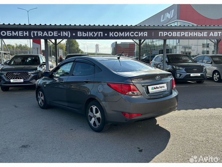 Hyundai Solaris 1.6 AT, 2015, 228 261 км