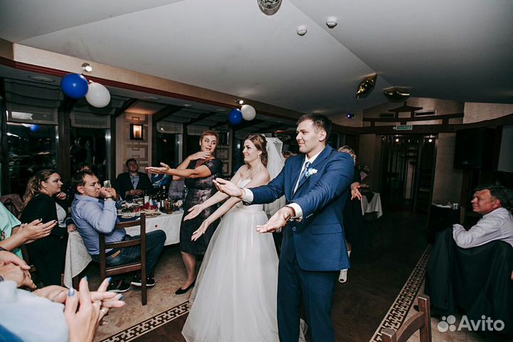 Тамада, ведущая Людмила Мельниченко