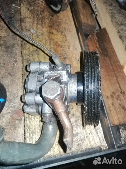 Гидроусилитель на Mazda Xedox