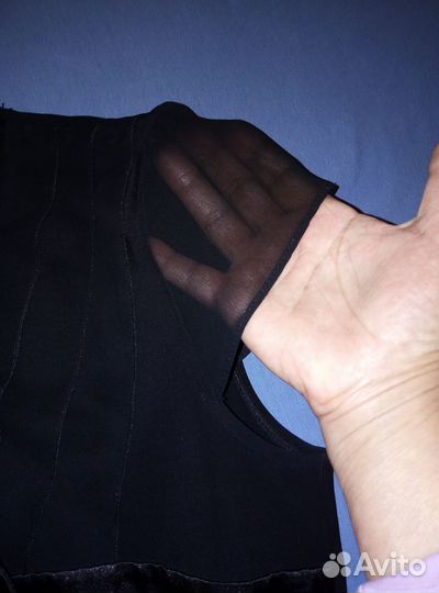 Женская нарядная футболка