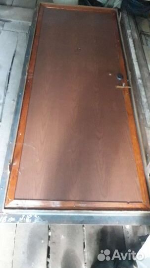 Дверь металлическая