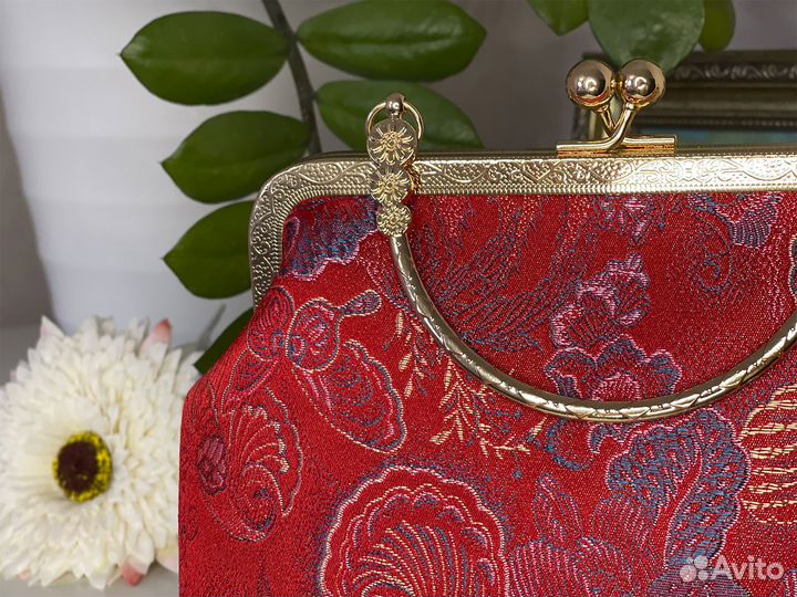 Сумка женская с фермуaром новая
