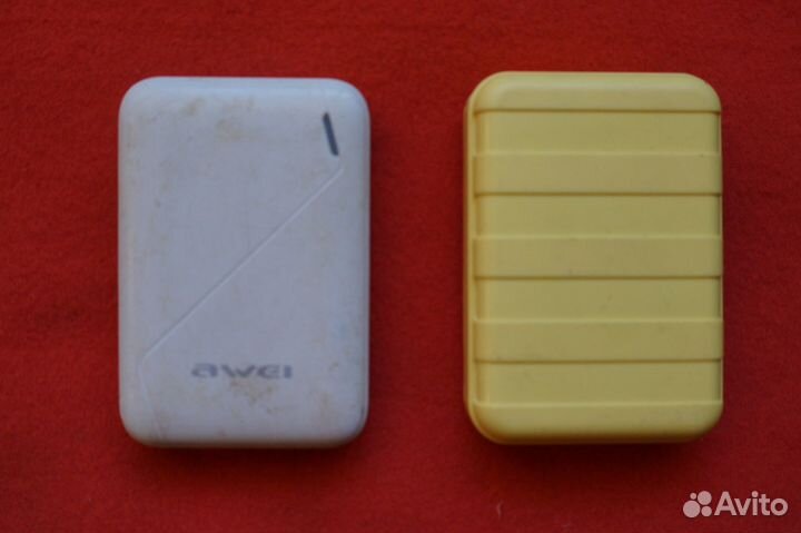 Повер банк 2 (цена за два )