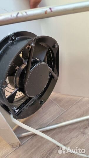 Маникюрный пылесборник (пылесос)