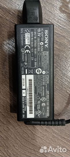 Блок питания для ноутбука (зарядное устройство)