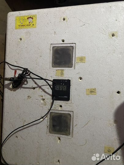 Продам инкубато на 104 яйца,бу