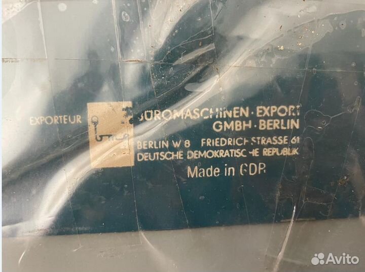 Печатная пишущая машинка