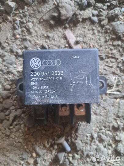 Реле аккумулятора Porsche Cayenne 955