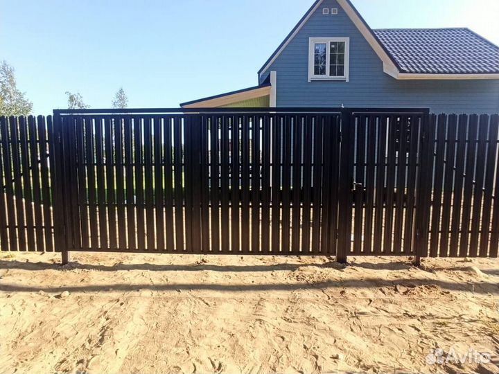 Забор из евроштакетника под ключ