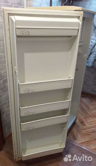 Холодильник атлант бу