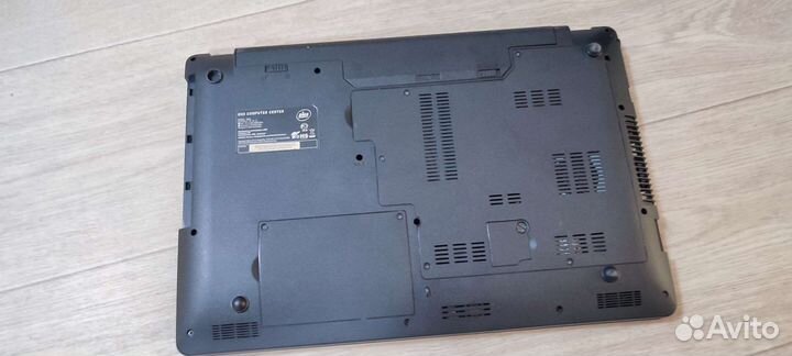 Ноутбук DNS 0146169 в разбор