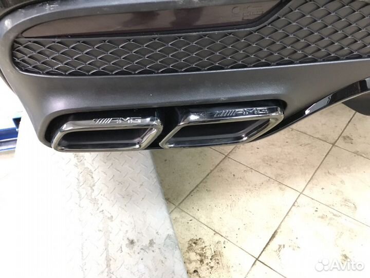 Насадки 63 AMG Mercedes С-klass (W 205) черные