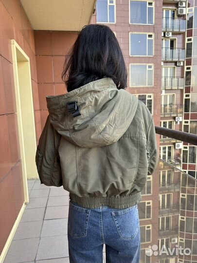 Куртка женская короткая