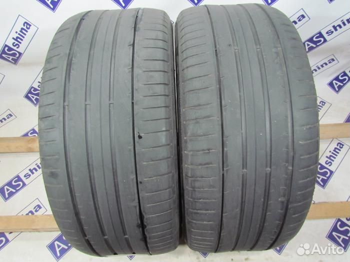 Pirelli P Zero PZ4 275/40 R19 81H
