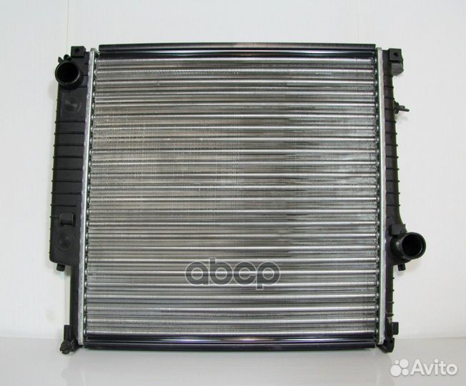 500635Zh Радиатор охлаждения BMW E30 320 М20 М+