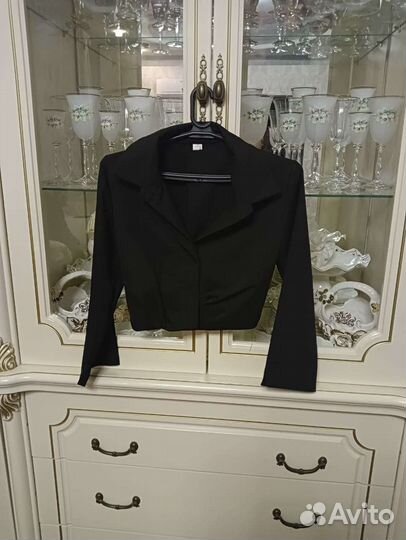 Костюм женский с юбкой