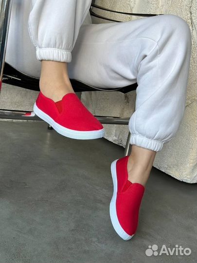 Слипоны женские