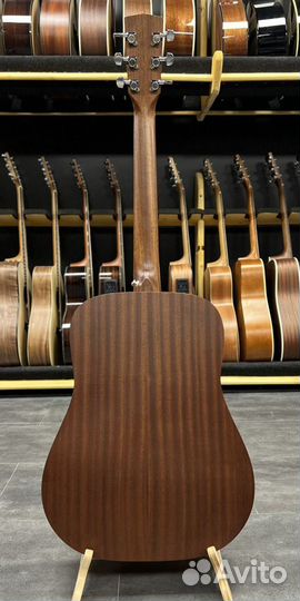 Акустическая гитара Cort (массив)