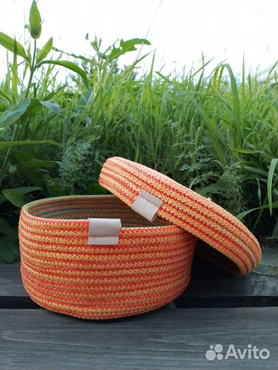 Корзинка с крышкой