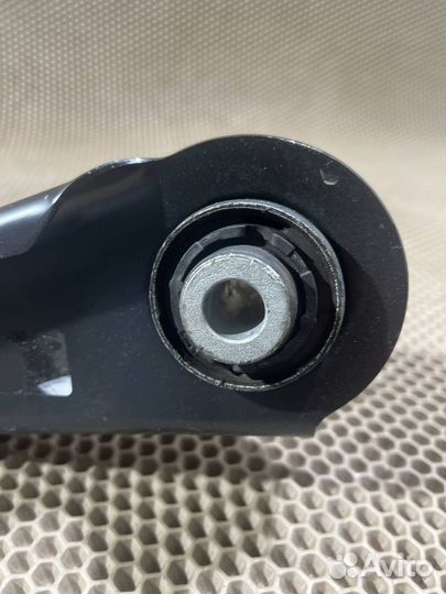 Рычаг задний поперечный Hyundai Tucson NX4