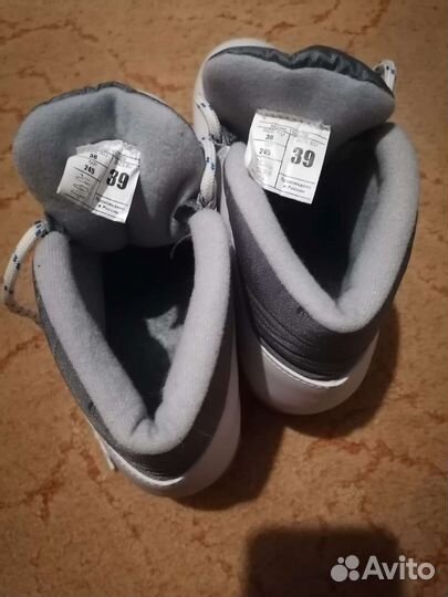 Лыжные ботинки, размер 39